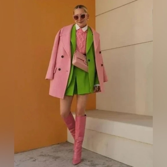 NWT. Vibrant Green Women's Skirt Set. - Picture 2 of 5